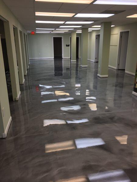 Metallic Epoxy project by Concrete Ideas Florida: Decorative metallic epoxy with pearl or marbled effect.