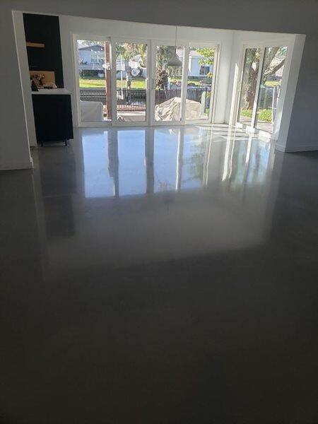 Polished Concrete project by Concrete Ideas Florida: Commercial polished concrete with broad floor coverage and even finish.